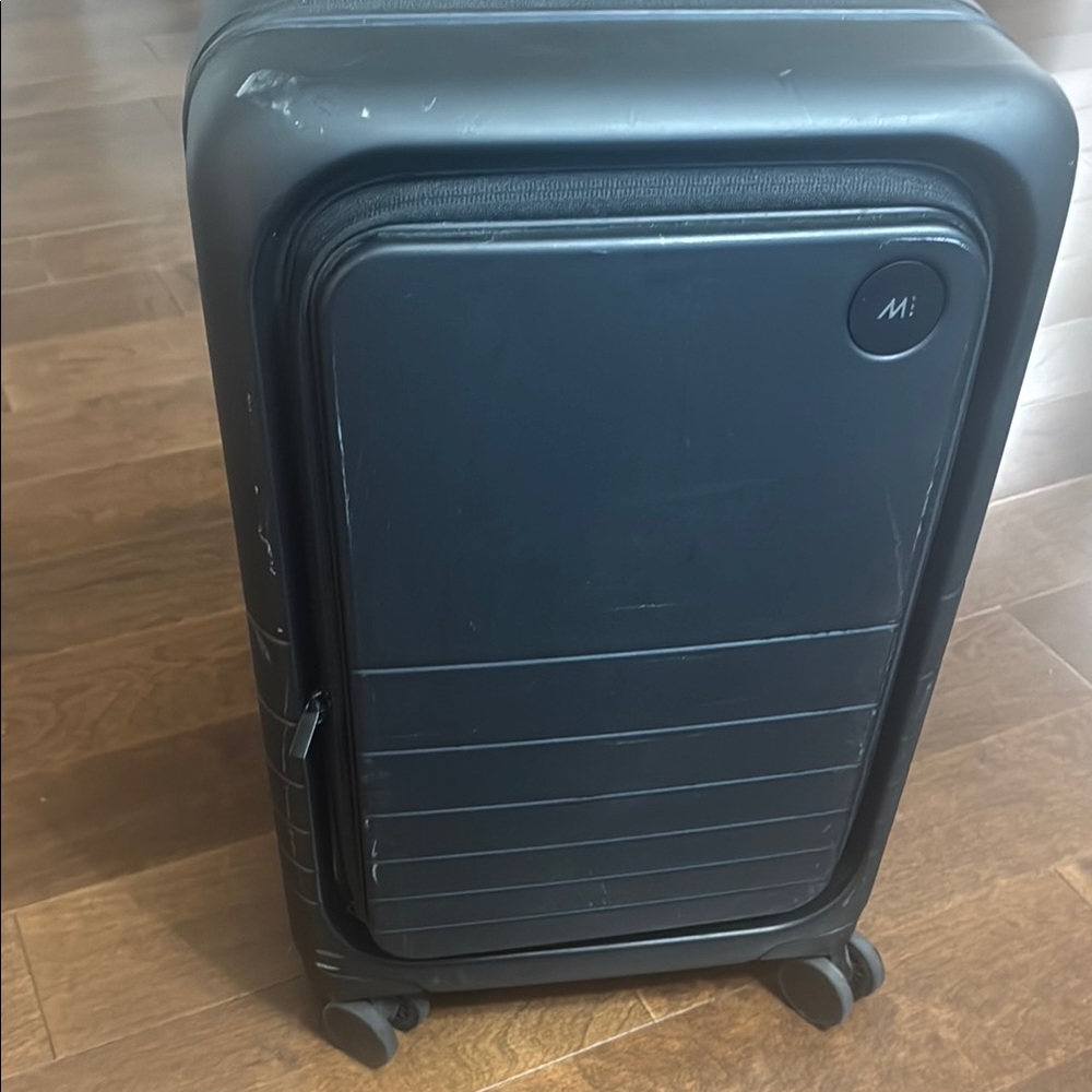 Black Monos Carry On Suitcase